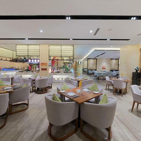 Grand New Century Hotel Jingyue Changchun Zhuanwachang Extérieur photo