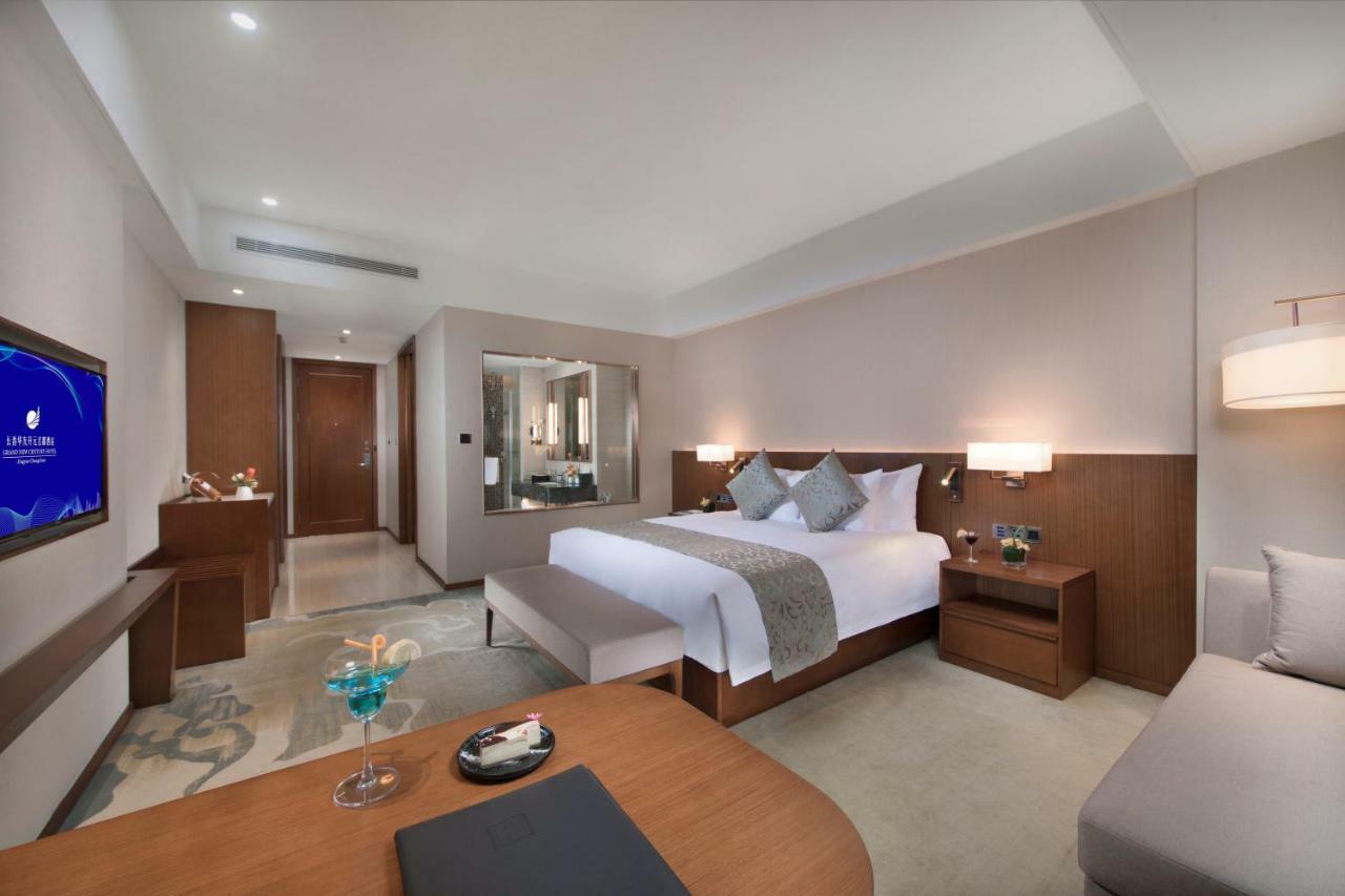 Grand New Century Hotel Jingyue Changchun Zhuanwachang Extérieur photo